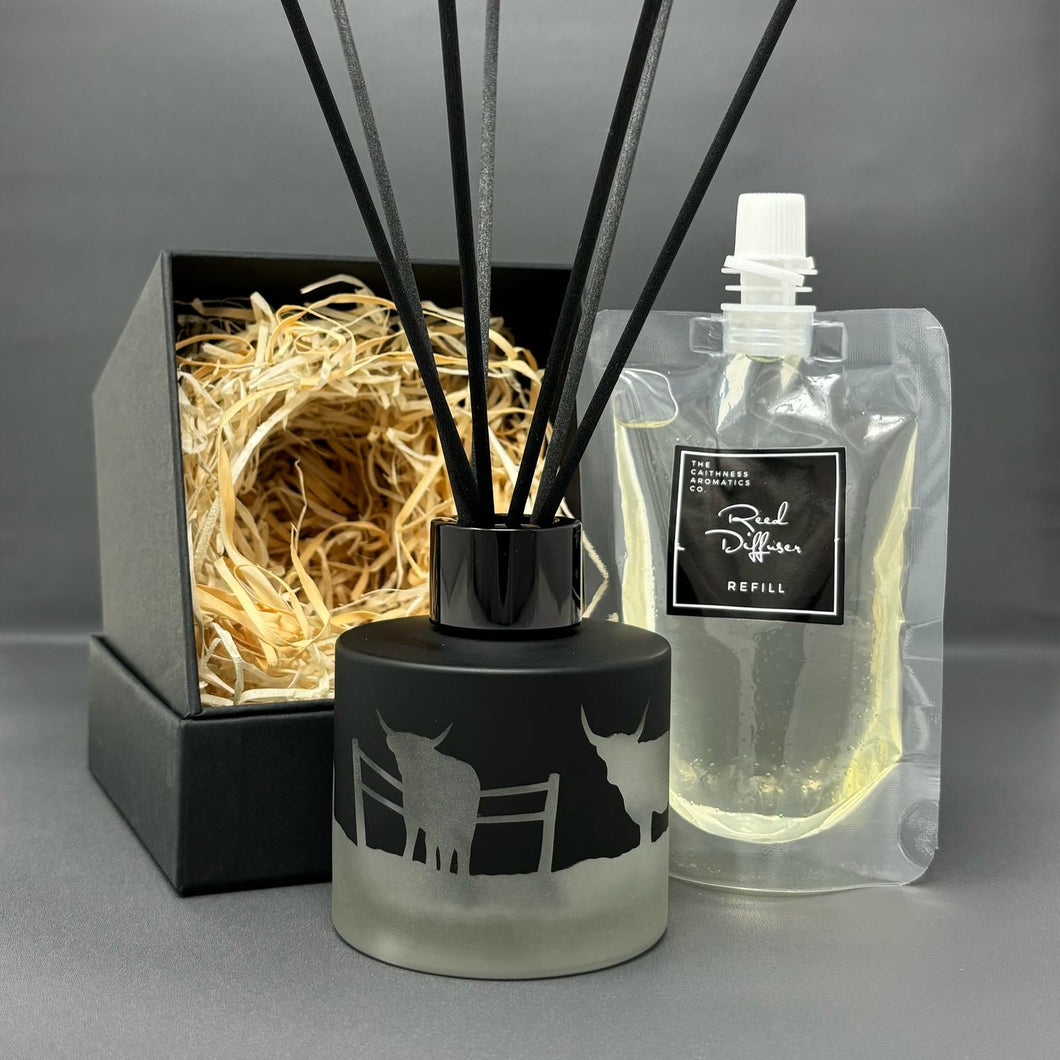 Highland Cow Reed Diffuser & refill pouch